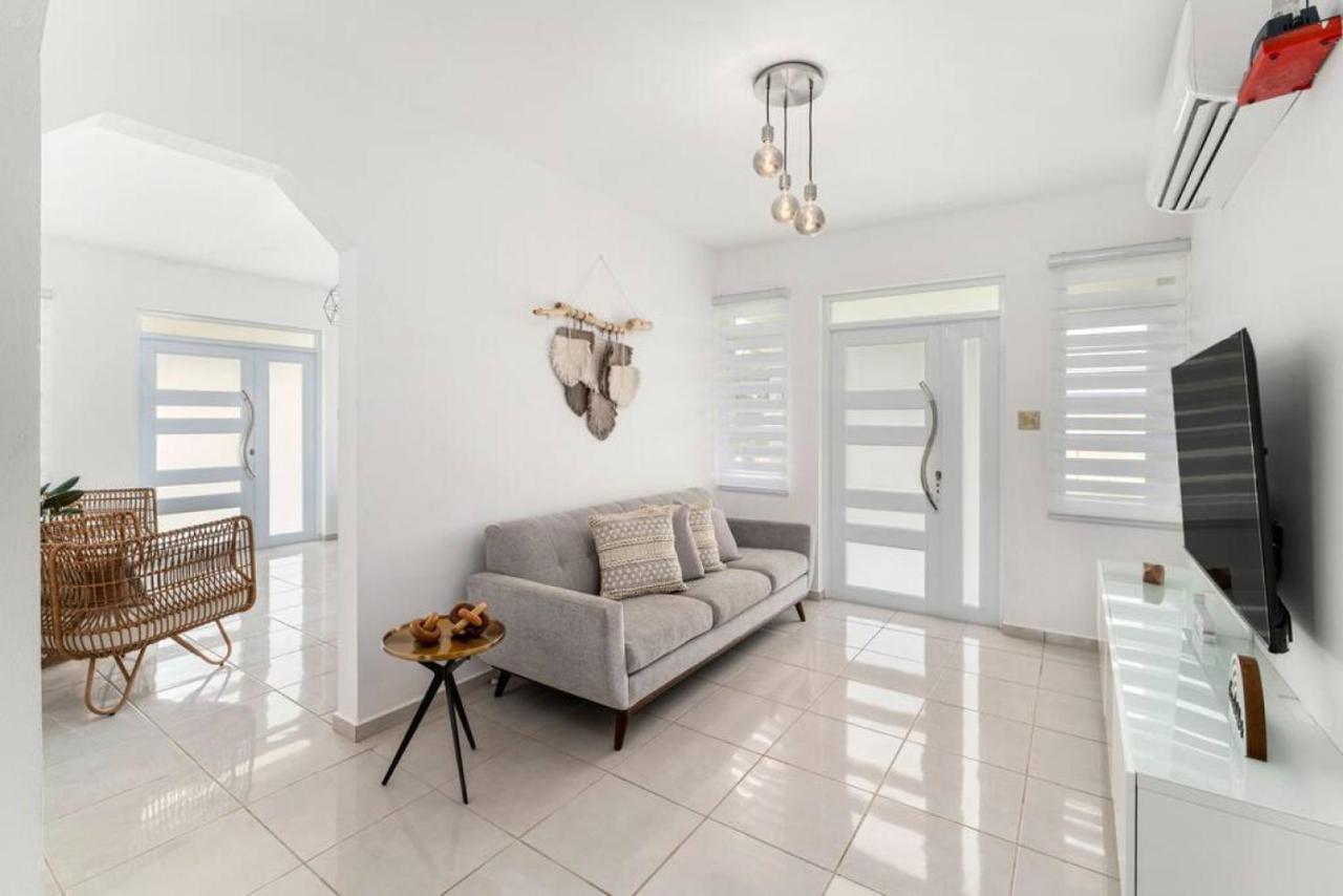 Casa Catalina - 11 Min From Bqn Villa Aguacate ภายนอก รูปภาพ