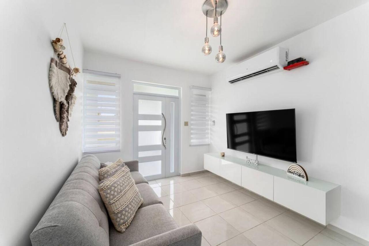 Casa Catalina - 11 Min From Bqn Villa Aguacate ภายนอก รูปภาพ
